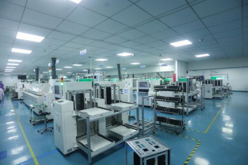 云漢芯城 雙項(xiàng)大獎(jiǎng)?wù)蔑@數(shù)字化建設(shè)硬實(shí)力，技術(shù)服務(wù)鑄就產(chǎn)業(yè)新標(biāo)桿